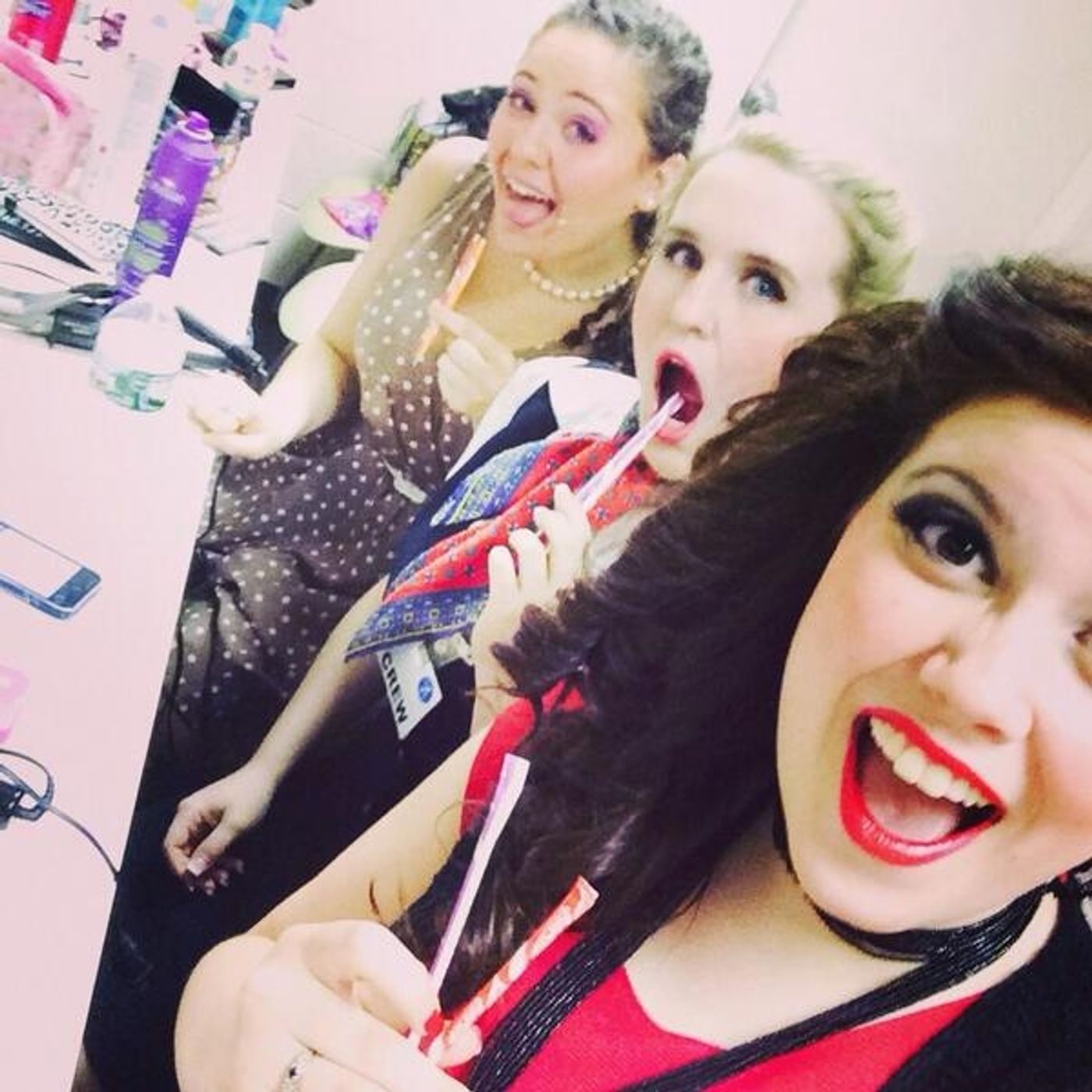 Photo Flash: Saturday Intermission Pics, 4/6, Part 2- BULLETS OVER BROADWAY's Pooch Learns to Play Piano, and More!  Image