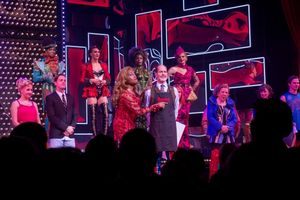 Billy Porter, Marcus Neville, and the cast of KINKY BOOTS @ BroadwayWorld Billy Porter, Marcus Neville, and the cast of KINKY BOOTS Photo