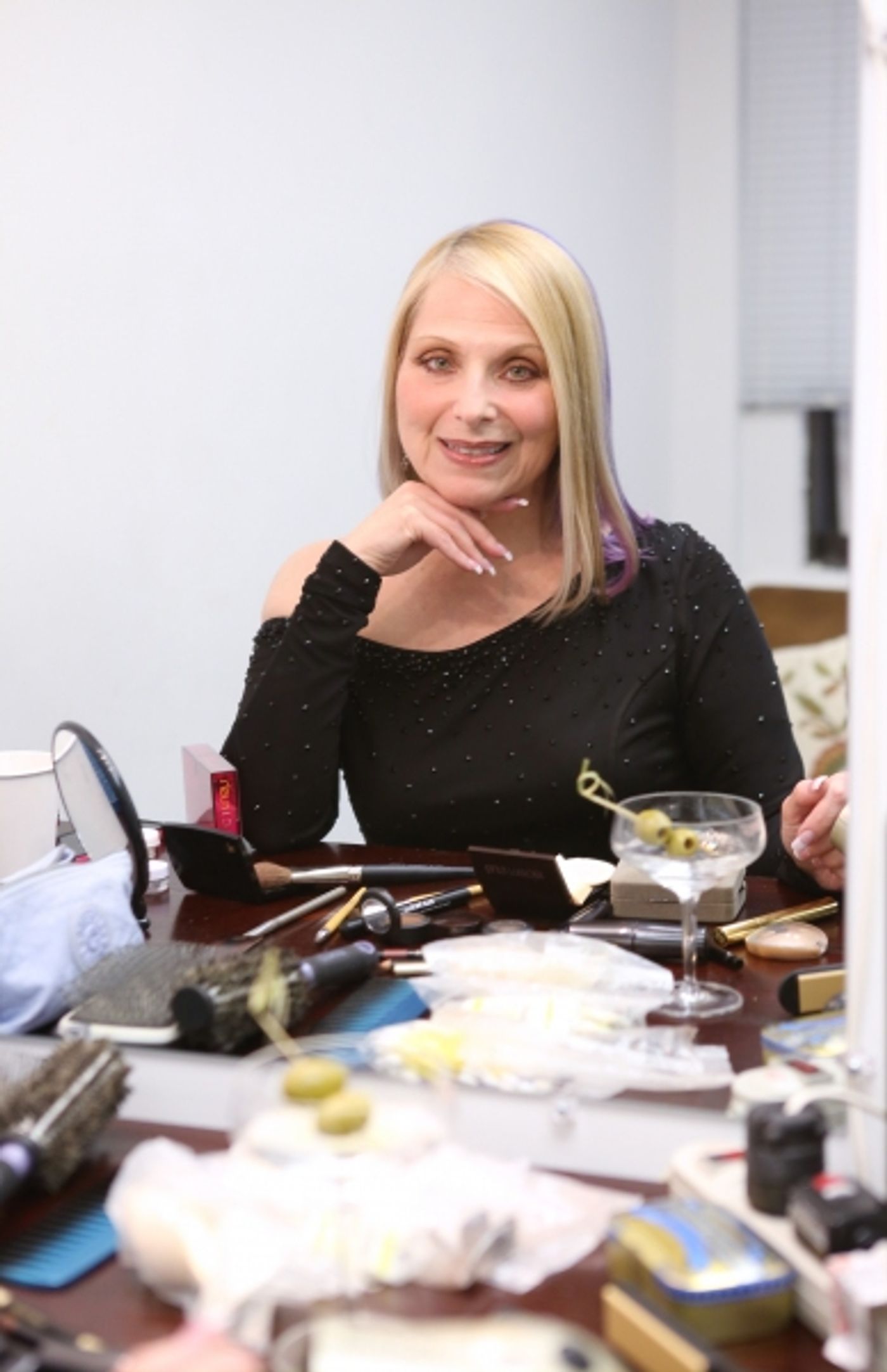 Exclusive Photo Coverage: Backstage at 54 Below with Roslyn Kind! Image