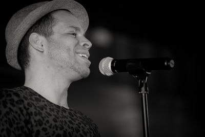 Robin de Jesus Photo