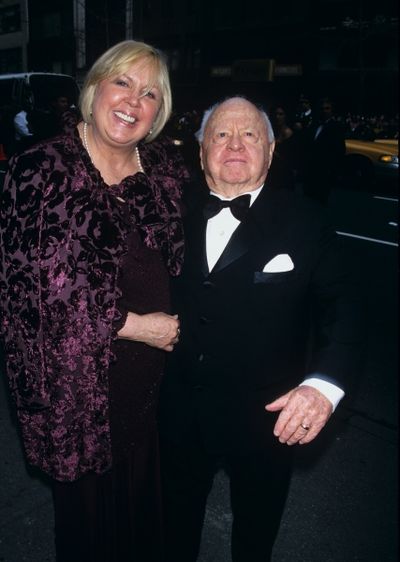Mickey Rooney and wife attend Liza Minnelli and David Gest''s wedding held at Marble  Photo