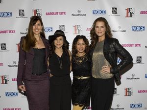 Carol Alt, Rosie Perez, Daphne Rubin-Vega and Brooke Shields @ BroadwayWorld Carol Alt, Rosie Perez, Daphne Rubin-Vega and Brooke Shields Photo