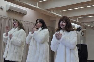 Emily Skinner, Cameron Adams and Lynne Halliday @ BroadwayWorld Emily Skinner, Cameron Adams and Lynne Halliday Photo