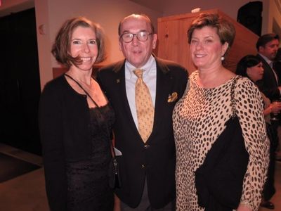 Frankie de la Barre, Edward Callaghan, Laura White Photo