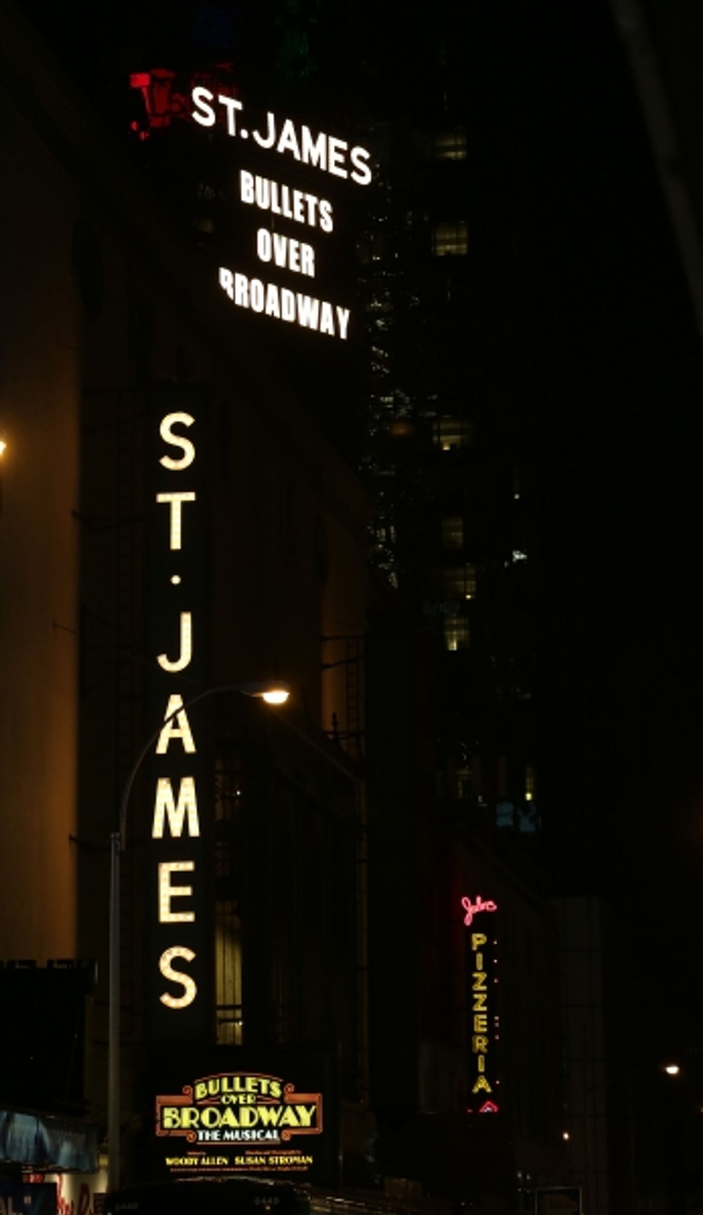 Photo Coverage: Sitting at the Top of the World! BULLETS OVER BROADWAY Cast Takes Opening Night Bows Photo Coverage: Sitting at the Top of the World! BULLETS OVER BROADWAY Cast Takes Opening Night Bows Image