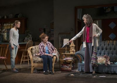 Zoe Perry (Manda), Dierdre O''Conell (Mom), and Martha Lavey (Tress) Photo