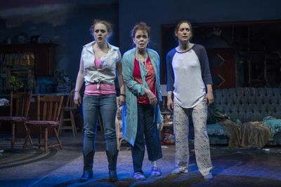 Caroline Neff (Meesh), Dierdre O''Conell (Mom), and Zoe Perry (Manda) Photo