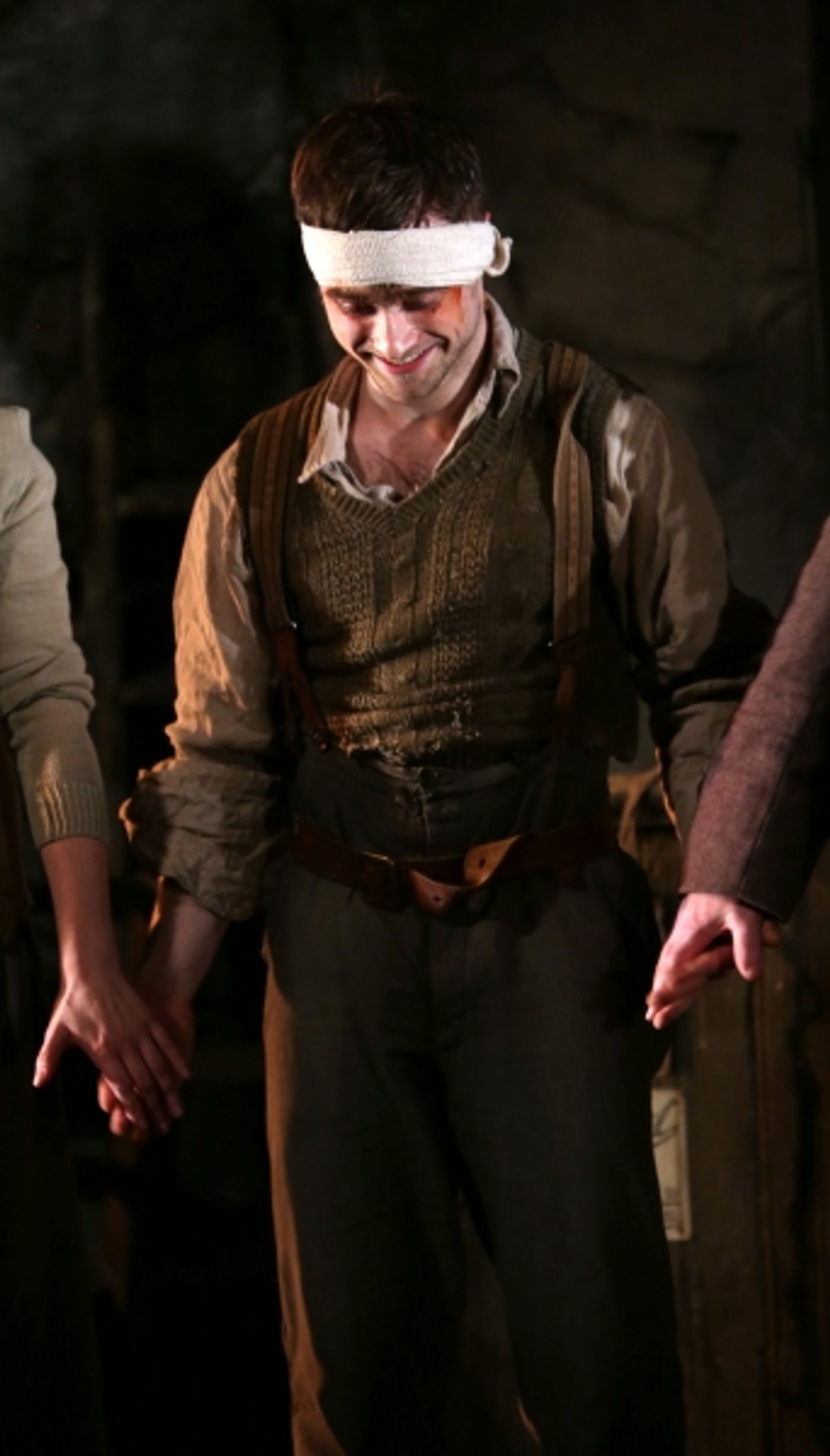 Photo Coverage: He's Back! Daniel Radcliffe & Cast Kick Off THE CRIPPLE OF INISHMAAN Previews on Broadway Image