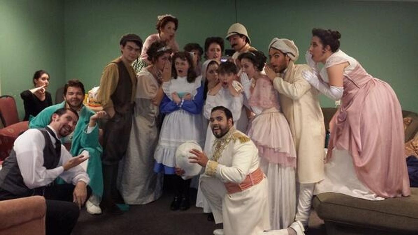 Photo Flash: Saturday Intermission Pics, 4/12, Part 2- BULLETS OVER BROADWAY Takes Prom Pic, IF/THEN Loves SOUTH PARK, & More!  Image