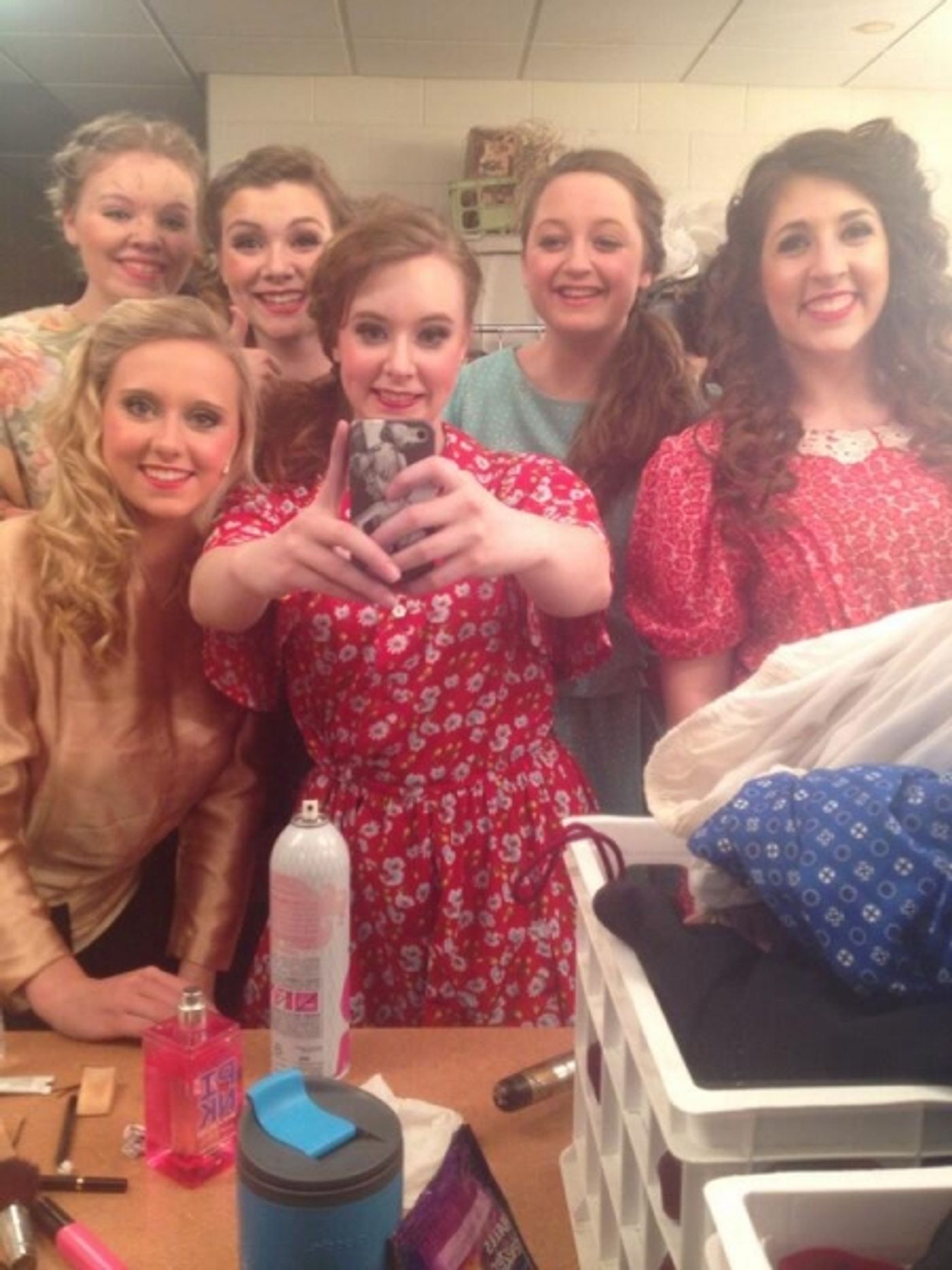 Photo Flash: Saturday Intermission Pics, 4/12, Part 2- BULLETS OVER BROADWAY Takes Prom Pic, IF/THEN Loves SOUTH PARK, & More!  Image