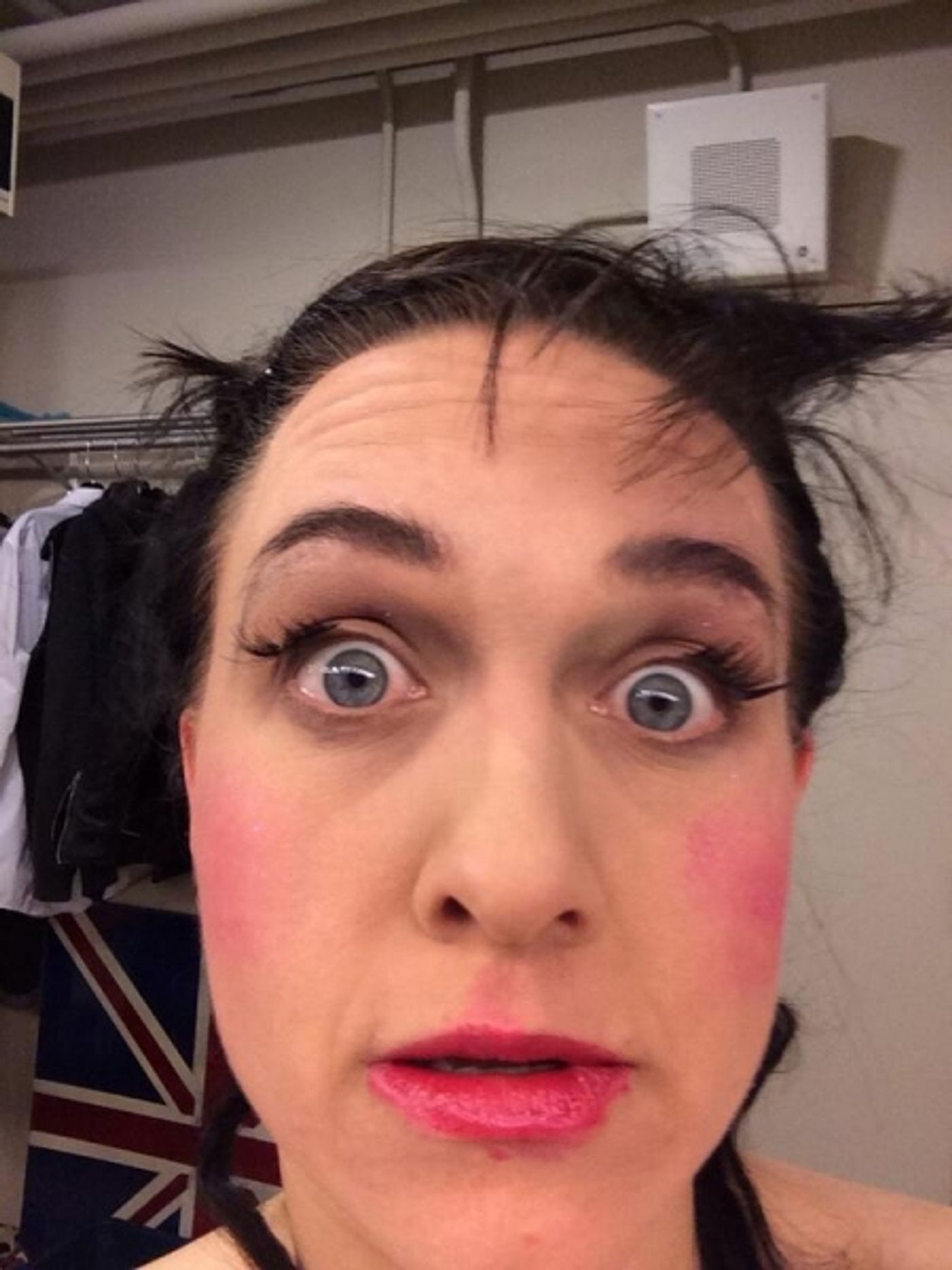 Photo Flash: Saturday Intermission Pics, 4/12, Part 2- BULLETS OVER BROADWAY Takes Prom Pic, IF/THEN Loves SOUTH PARK, & More!  Image