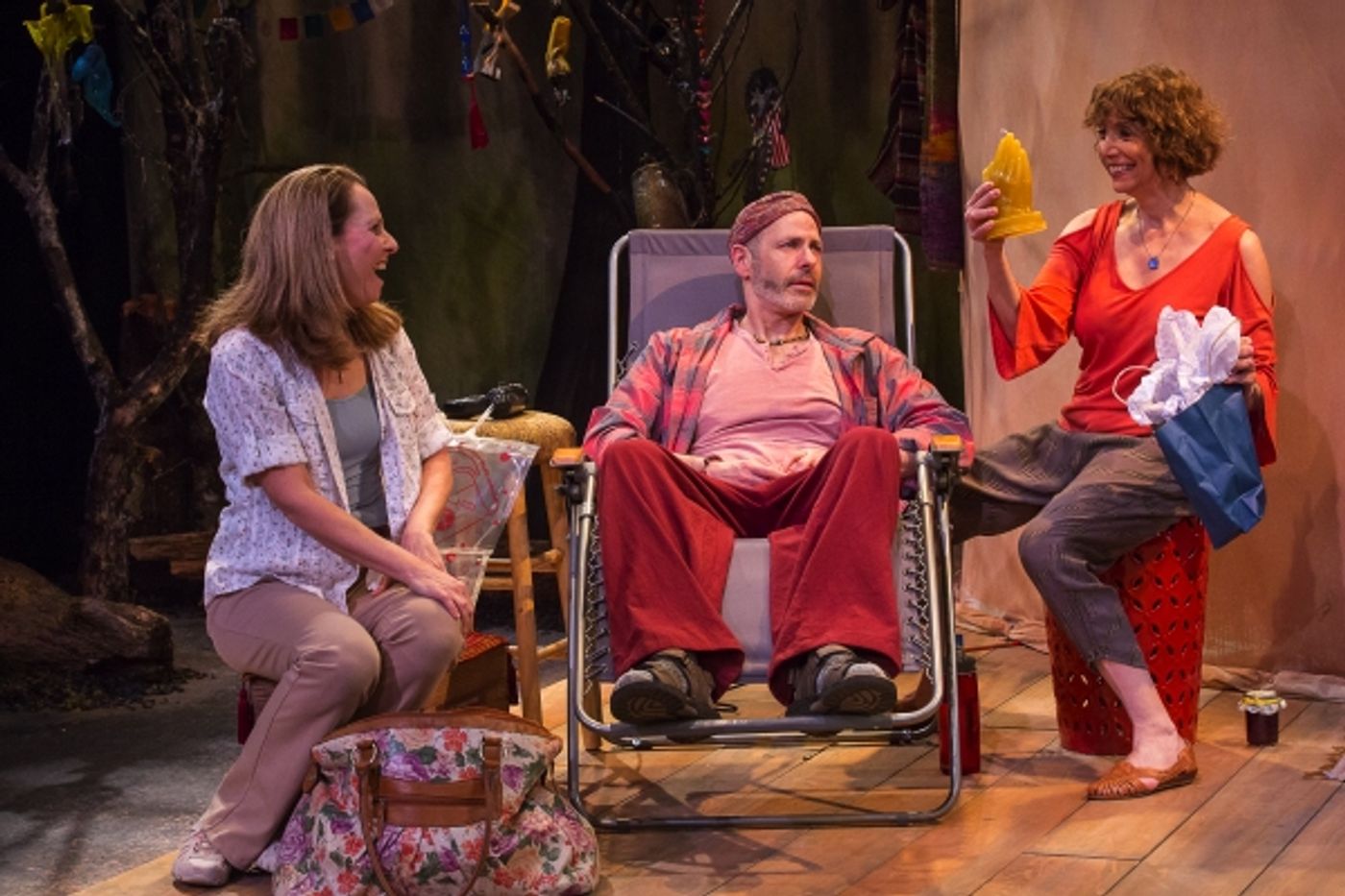 Photo Flash: First Look at Michael Mendelson, Linda Alper and More in Artists Rep's THE QUALITY OF LIFE Photo Flash: First Look at Michael Mendelson, Linda Alper and More in Artists Rep's THE QUALITY OF LIFE Image
