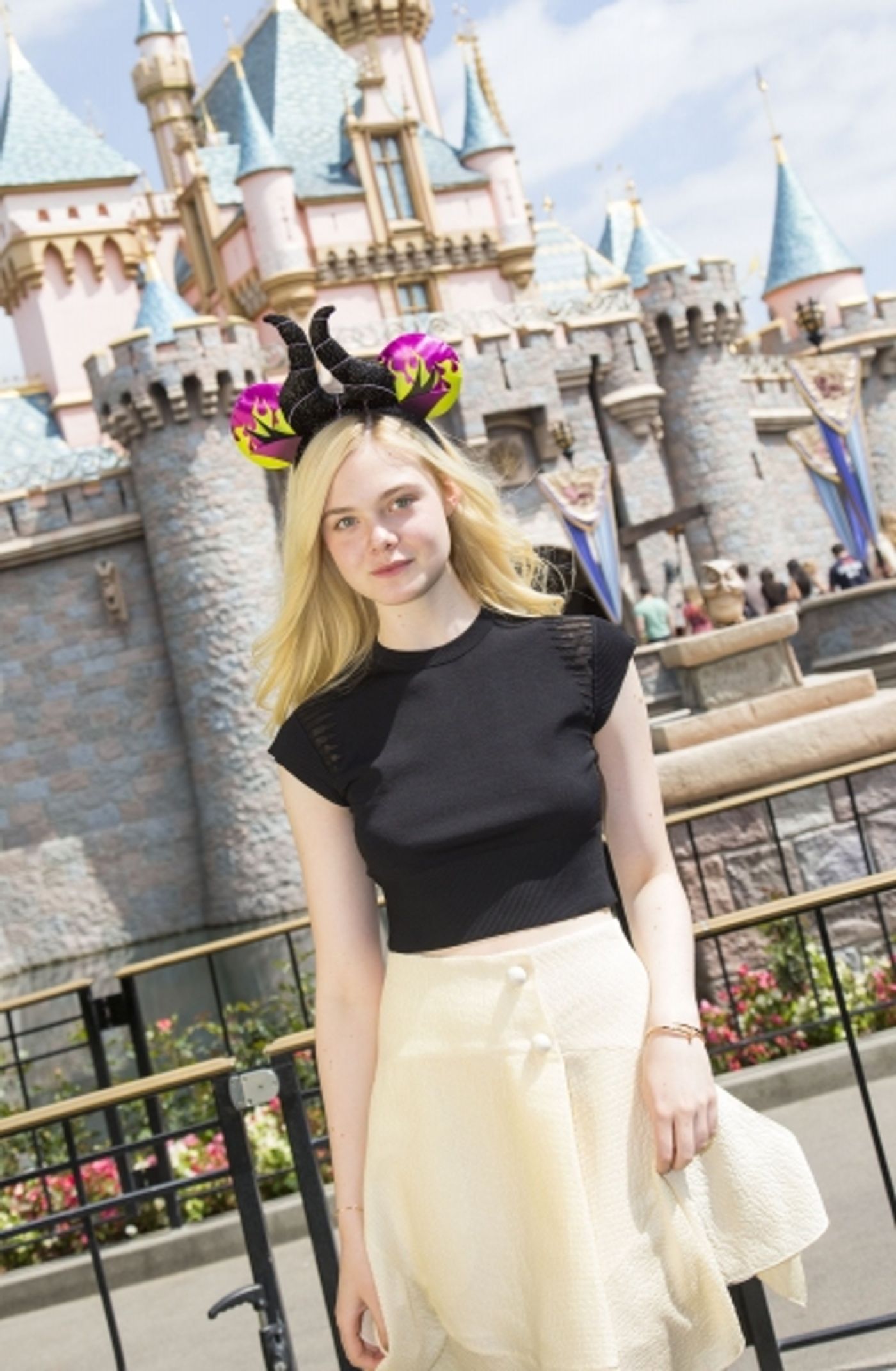 Photo Flash: MALEFICENT's Elle Fanning Visits Sleeping Beauty's Castle in Disneyland Photo Flash: MALEFICENT's Elle Fanning Visits Sleeping Beauty's Castle in Disneyland Image