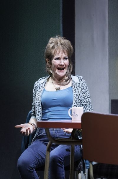 Lorraine Ashbourne Photo