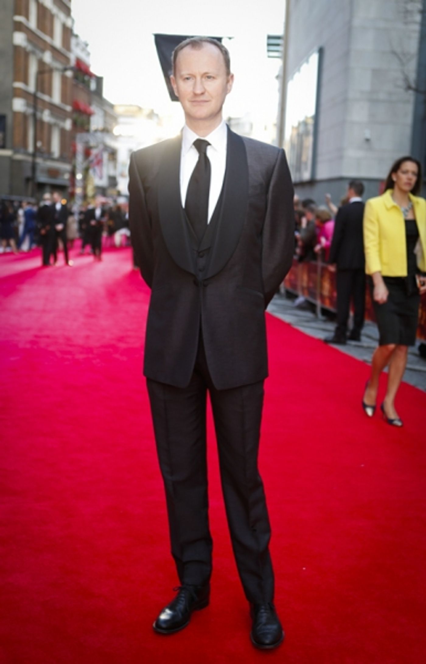 Photo Coverage: OLIVIERS 2014 - Red Carpet Part 2, Davis, Dench, Freeman, Hiddlestone and More!  Image