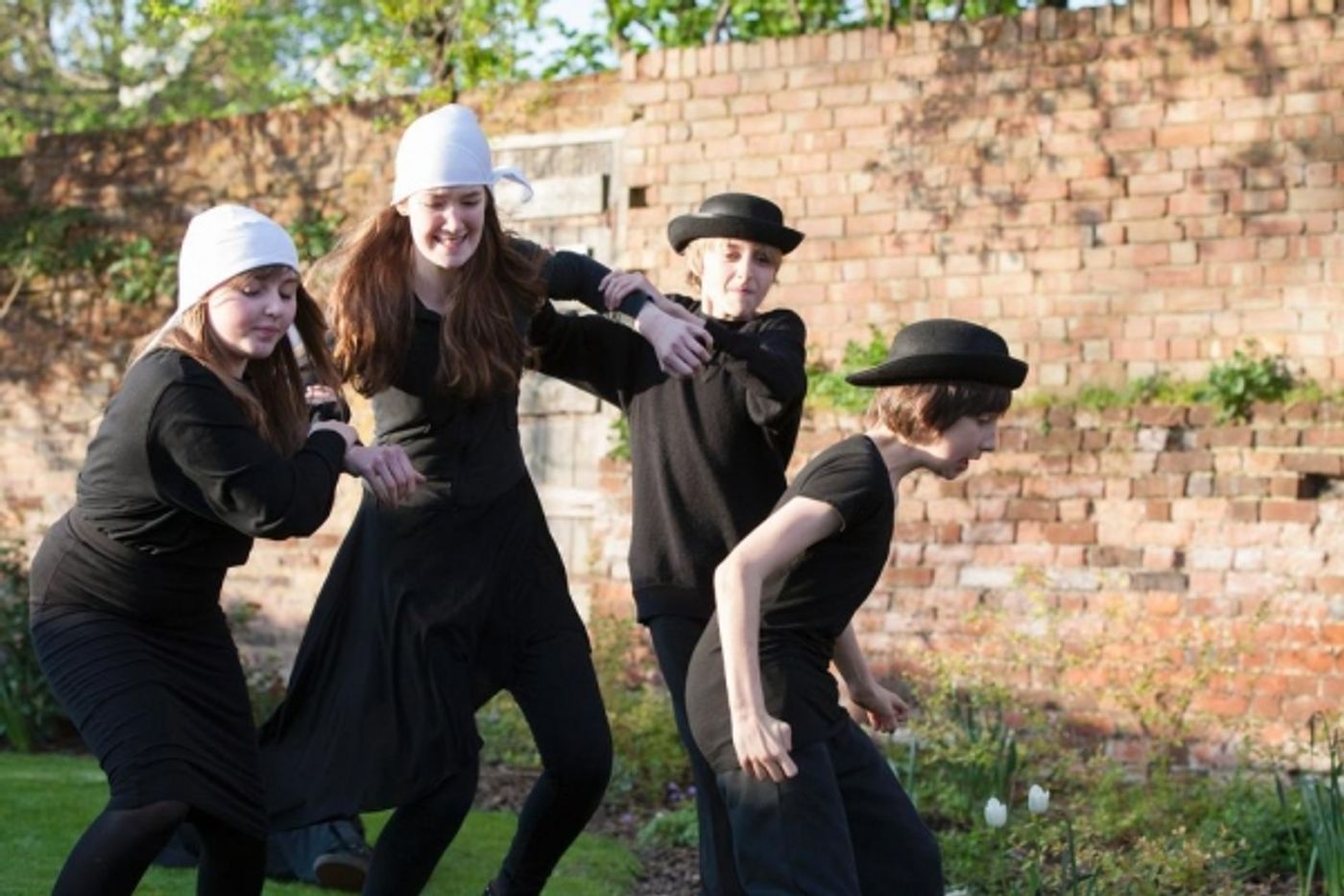 Photo Flash: THE GARDEN OF ENGLAND at The Marlowe Theatre  Image