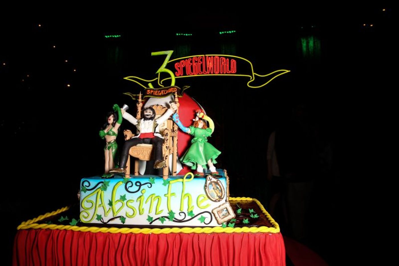 Photo Flash: ABSINTHE Celebrates Third Anniversary at Caesars Palace in Las Vegas  Image