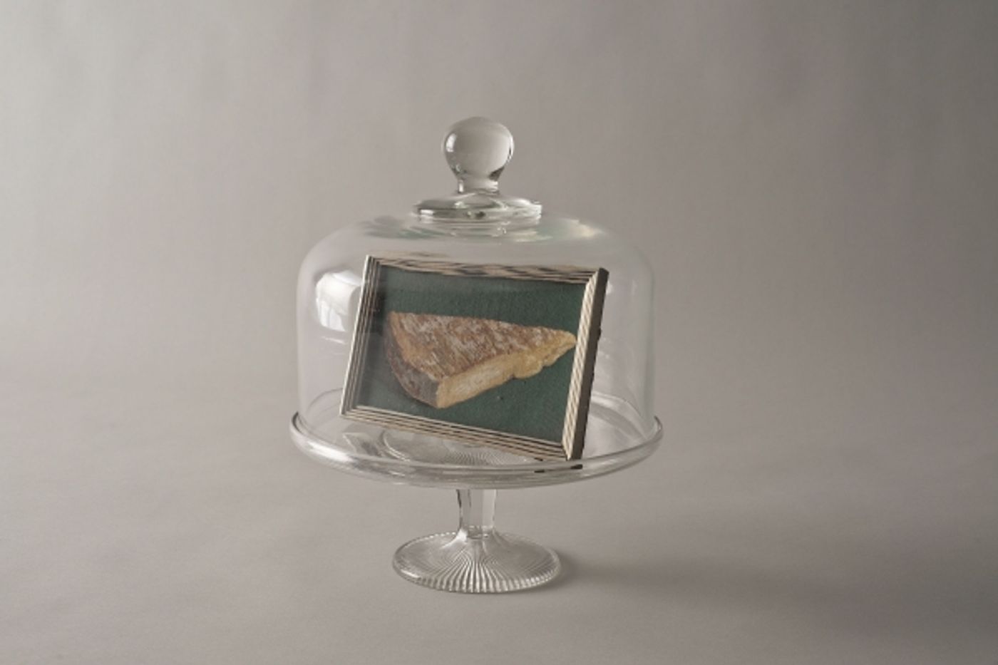 Photo Flash: First Look at MAGRITTE: THE MYSTERY OF THE ORDINARY, 1926-1938, Opening Today at The Art Institute of Chicago Photo Flash: First Look at MAGRITTE: THE MYSTERY OF THE ORDINARY, 1926-1938, Opening Today at The Art Institute of Chicago Image