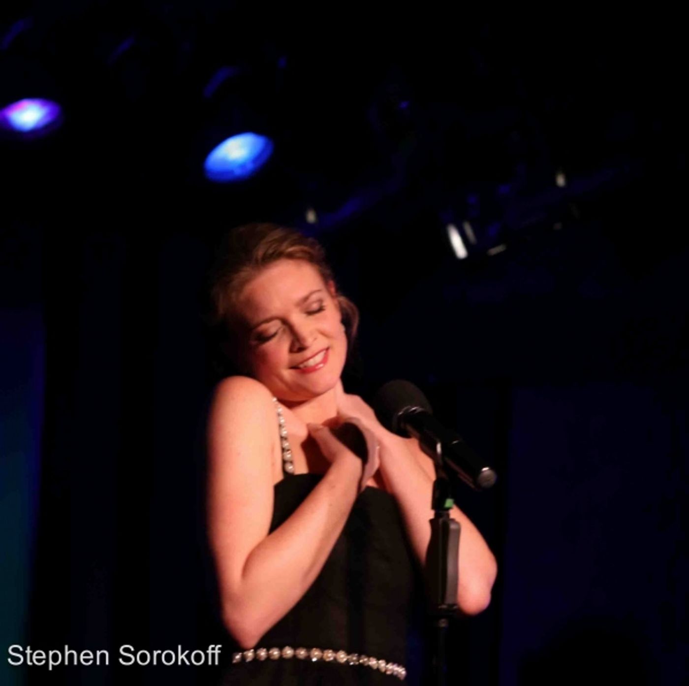 Photo Coverage: Shana Farr Brings IN THE STILL OF THE NIGHT to the Laurie Beechman Theatre  Image