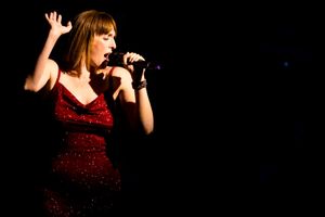 Julia Murney Photo