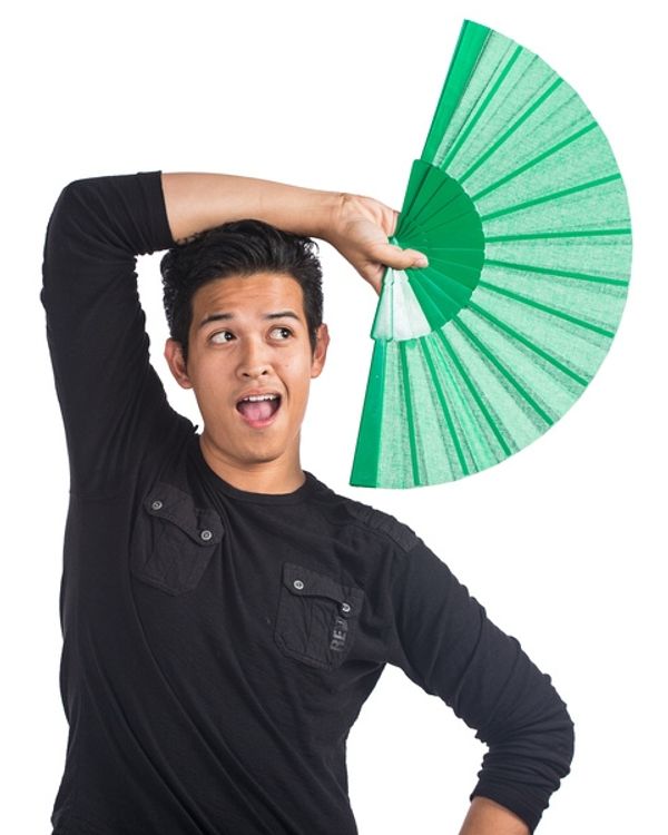 Mark Vincent Mansinlungan as Peep-Bo Photo