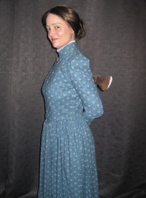 Carolyn Crotty as Miss Lizzie narrates the play Photo