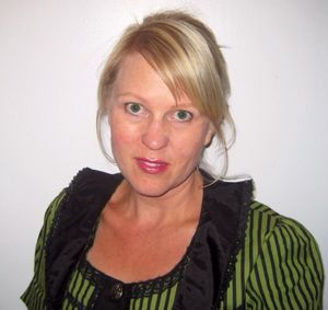 Lizzie''s friend, the Actress (Meg Wallace) Photo