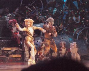 Madison Mitchell and Neil Dale @ BroadwayWorld Madison Mitchell and Neil Dale Photo