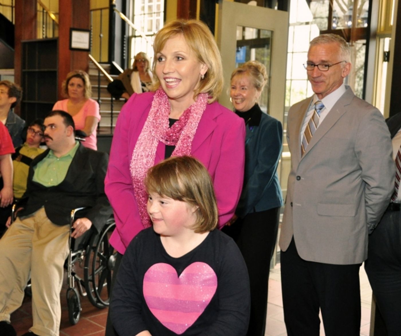 Photo Flash: Lt. Governor Kim Guadagno Visits Paper Mill's Theatre for Everyone Performance  Image