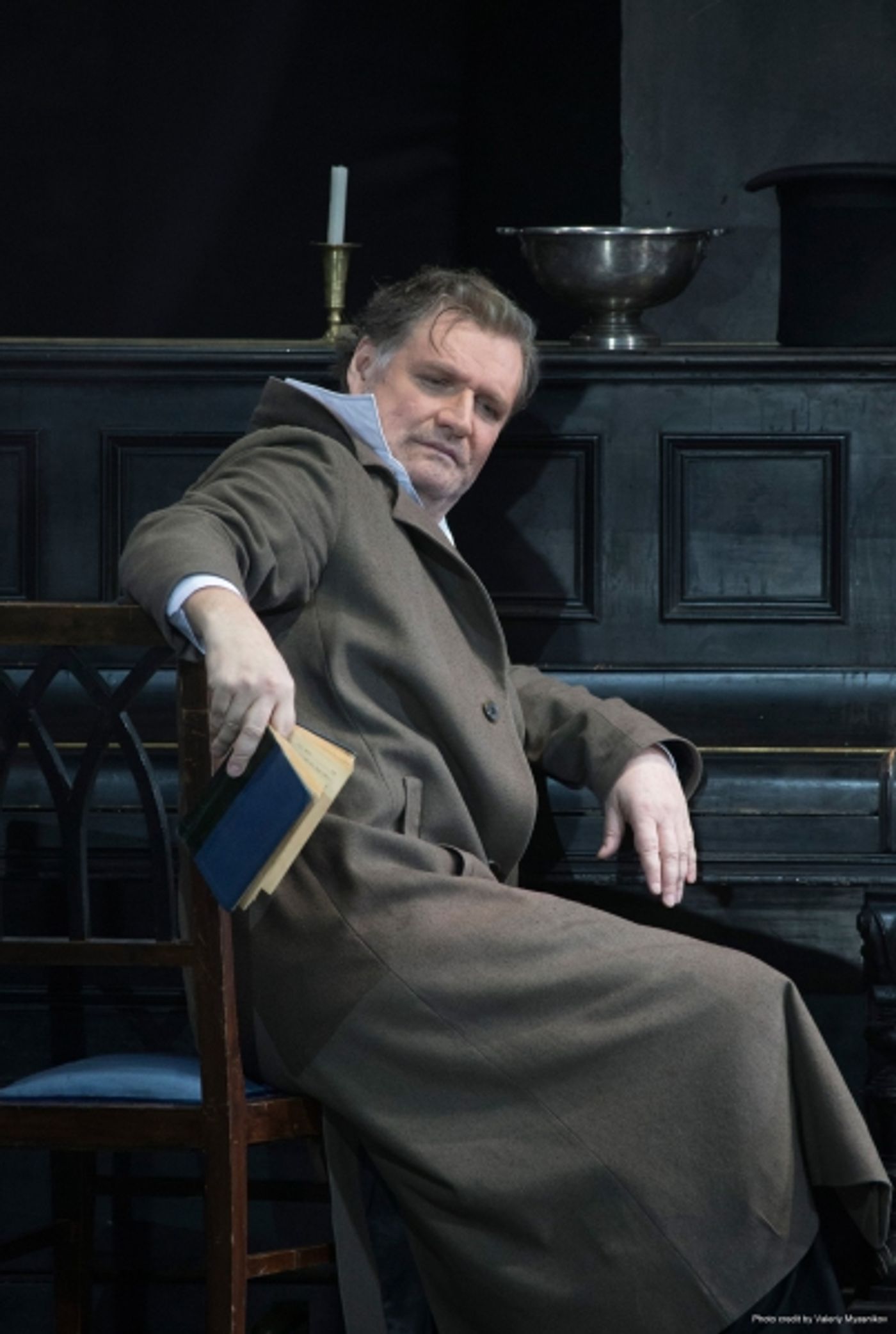 Photo Flash: First Look at Vakhtangov State Academic Theatre of Russia's EUGENE ONEGIN, Coming to New York City Center  Image