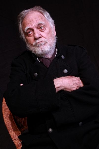 Charles Krohn as the eccentric Captain Shotover Photo