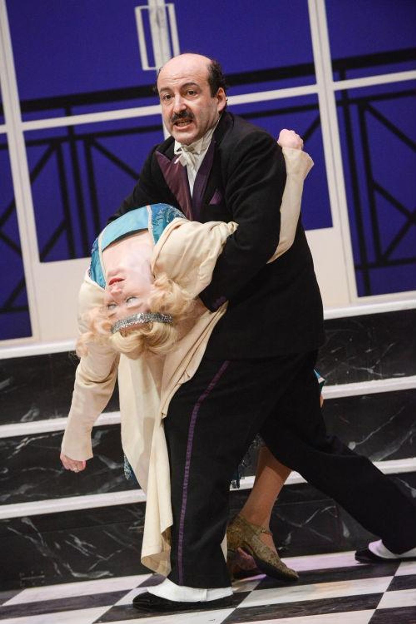 Photo Flash: First Look at Royal & Derngate's EVERY LAST TRICK  Image