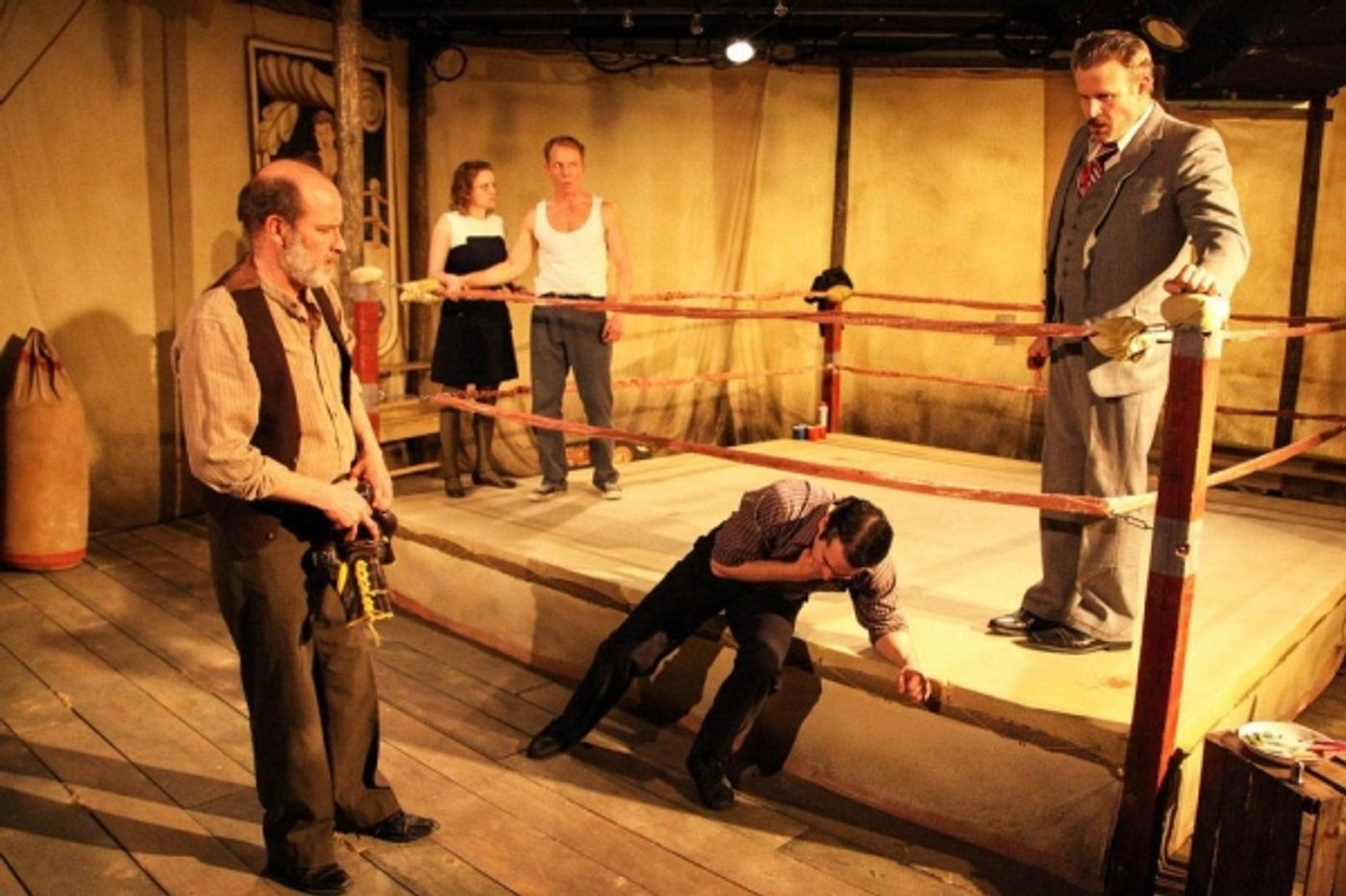 Photo Flash: Seanachai Theatre's LAY ME DOWN SOFTLY, Now Through 5/25  Image