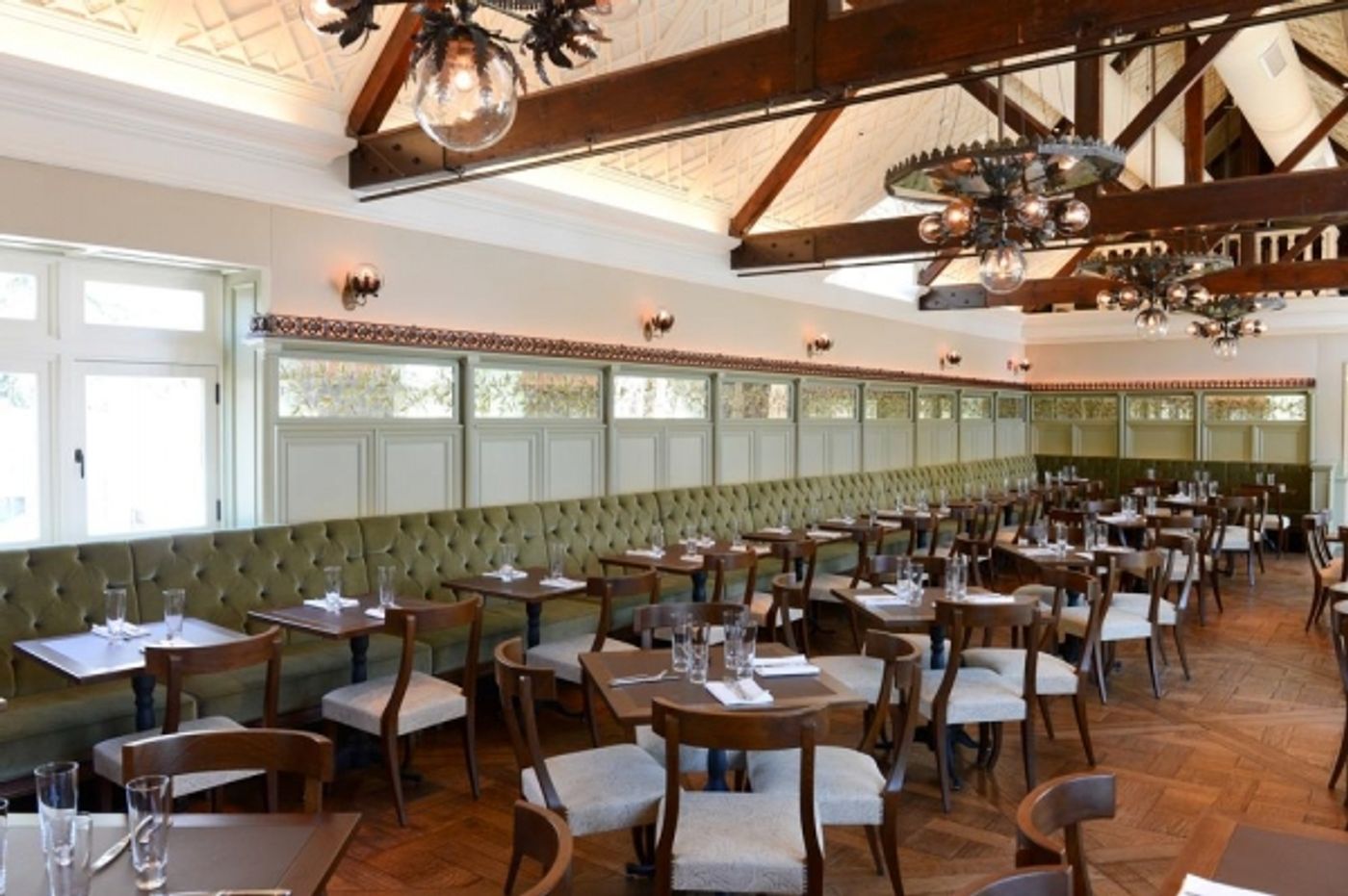 Photo Flash: NYC's Tavern on the Green Reopens to the Public  Image