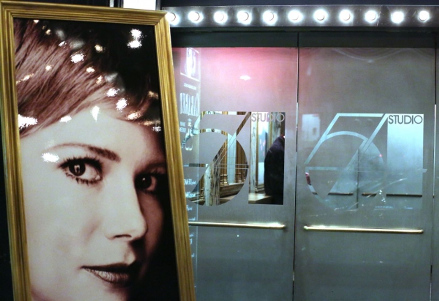 Photo Coverage: Michelle Williams, Alan Cumming and CABARET Cast Take Opening Night Bows!  Image