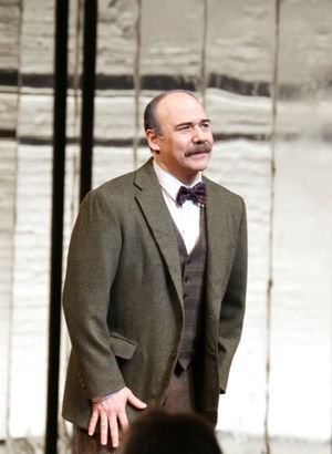 Danny Burstein @ BroadwayWorld Danny Burstein Photo