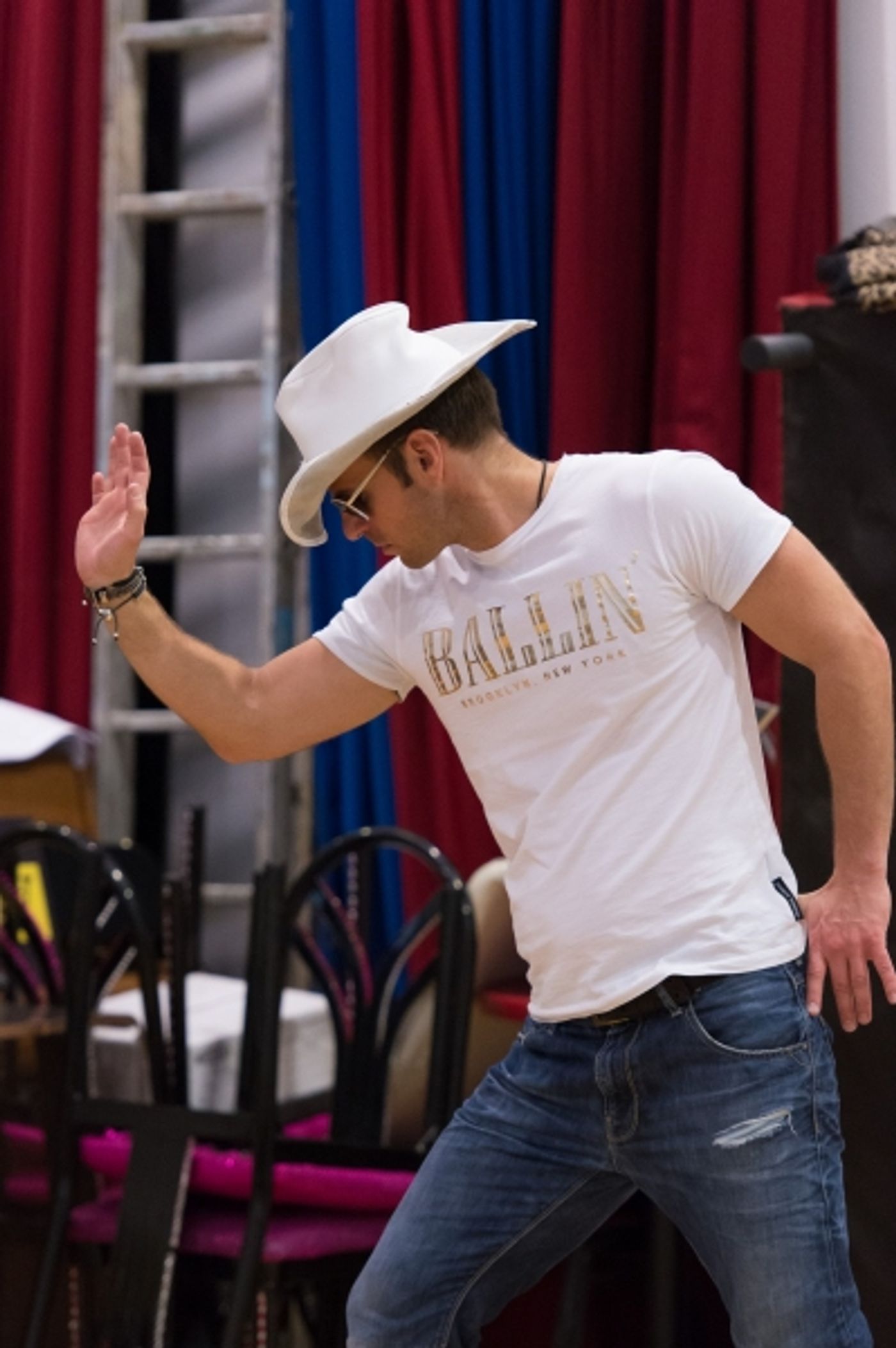 Photo Coverage: Sullivan, Richards And More In UK Tour of ROCK OF AGES! Photo Coverage: Sullivan, Richards And More In UK Tour of ROCK OF AGES! Image