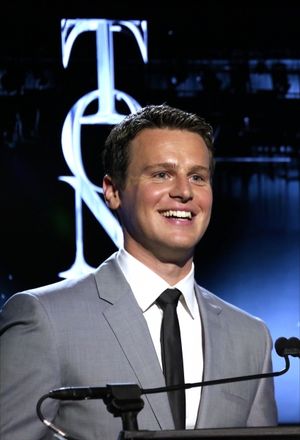 Jonathan Groff  Photo
