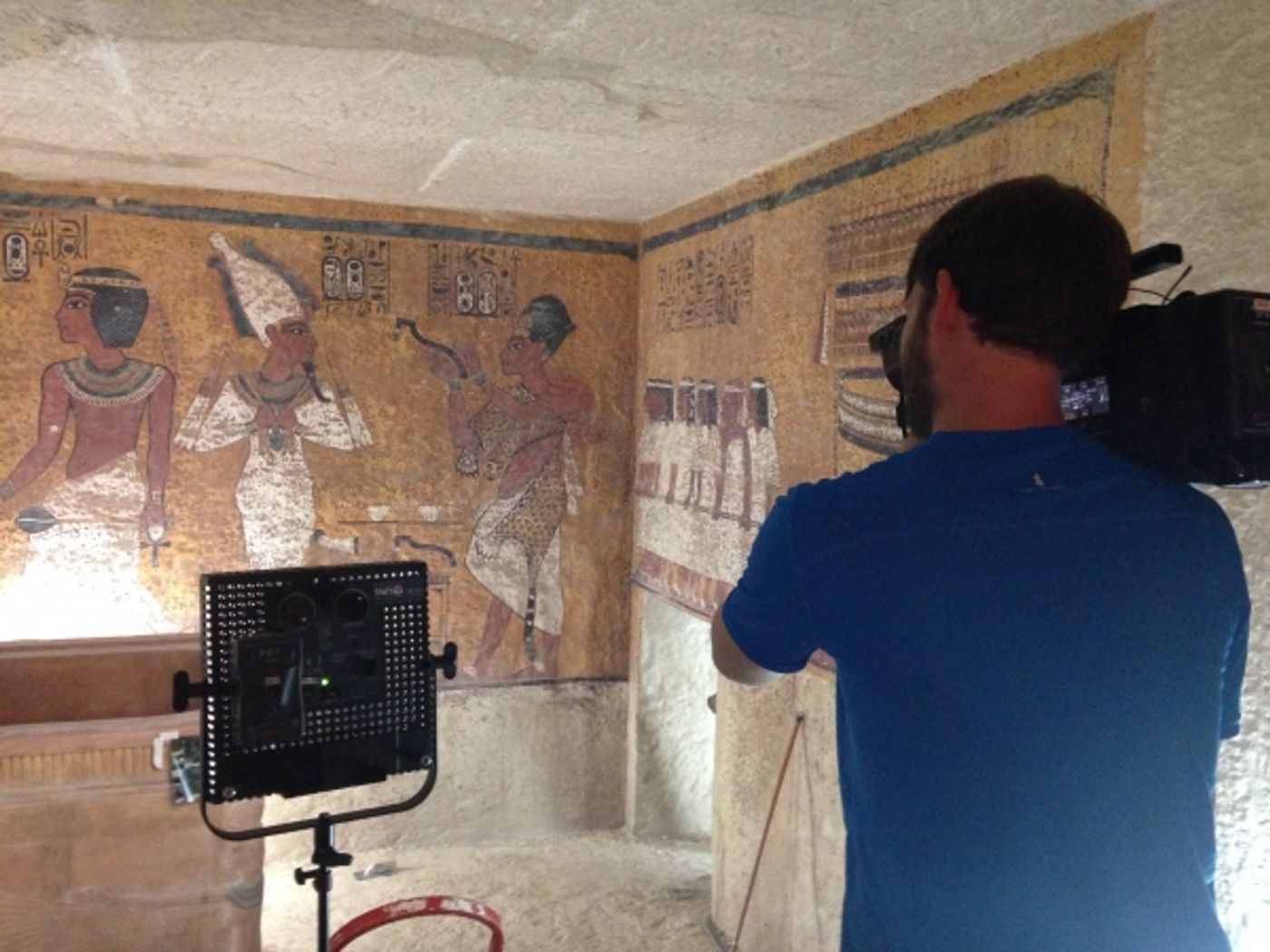Photo Flash: Sneak Peek at BBC World News Film A NEW TOMB FOR TUTANKHAMUN  Image