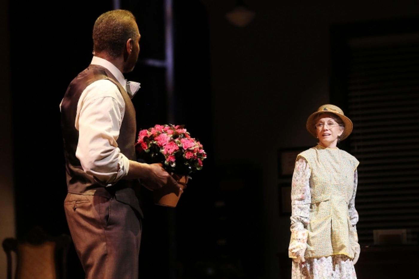 Photo Flash: First Look at Sandy Duncan and Kevyn Morrow in North Carolina Theatre's DRIVING MISS DAISY Photo Flash: First Look at Sandy Duncan and Kevyn Morrow in North Carolina Theatre's DRIVING MISS DAISY Image