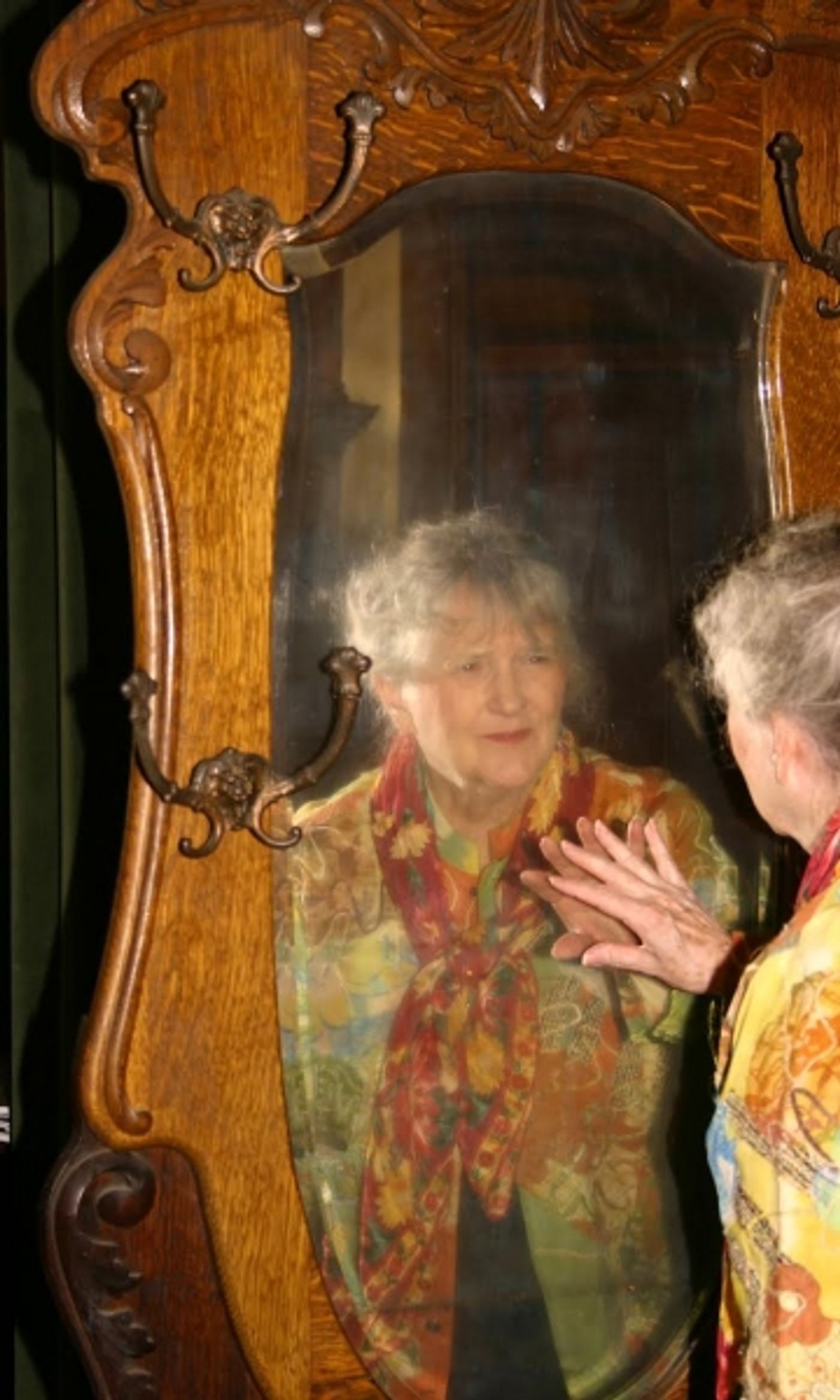 Photo Flash: In Rehearsal for Square One Theatre's OLIVE AND THE BITTER HERBS  Image