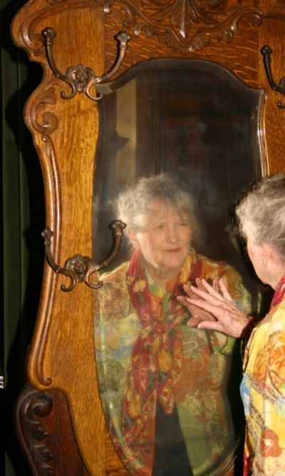 Alice McMahon Photo
