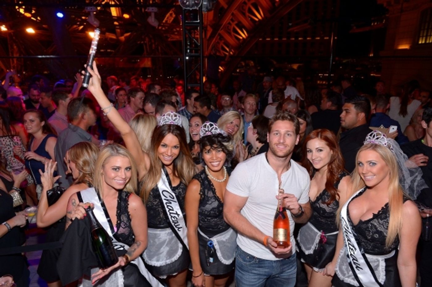 Photo Flash: Juan Pablo Galavis Hosts Bachelorette Bash at Chateau Nightclub & Rooftop  Image