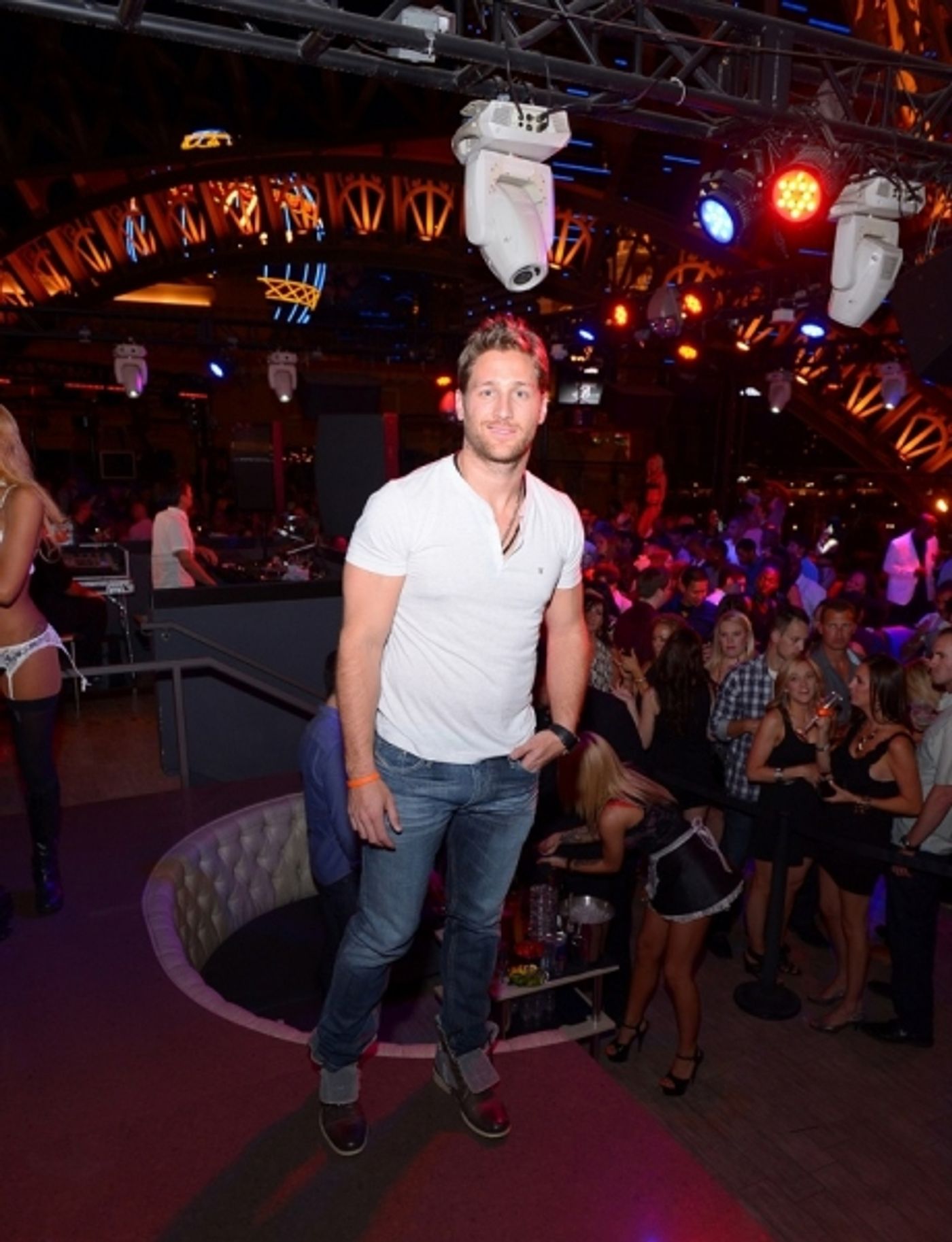 Photo Flash: Juan Pablo Galavis Hosts Bachelorette Bash at Chateau Nightclub & Rooftop  Image