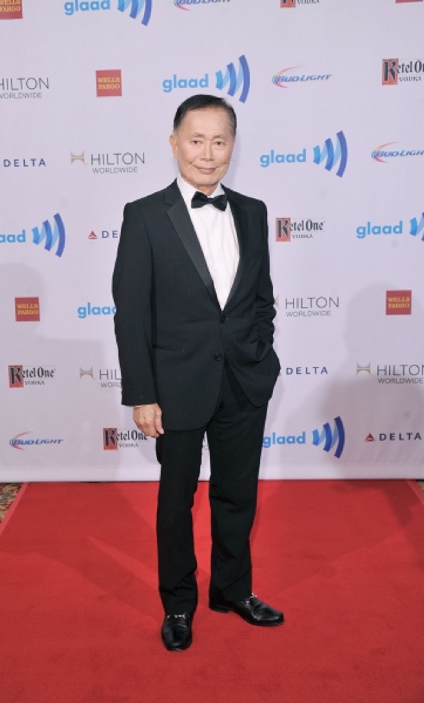 Photo Coverage: On the Red Carpet of the GLAAD Awards  Image