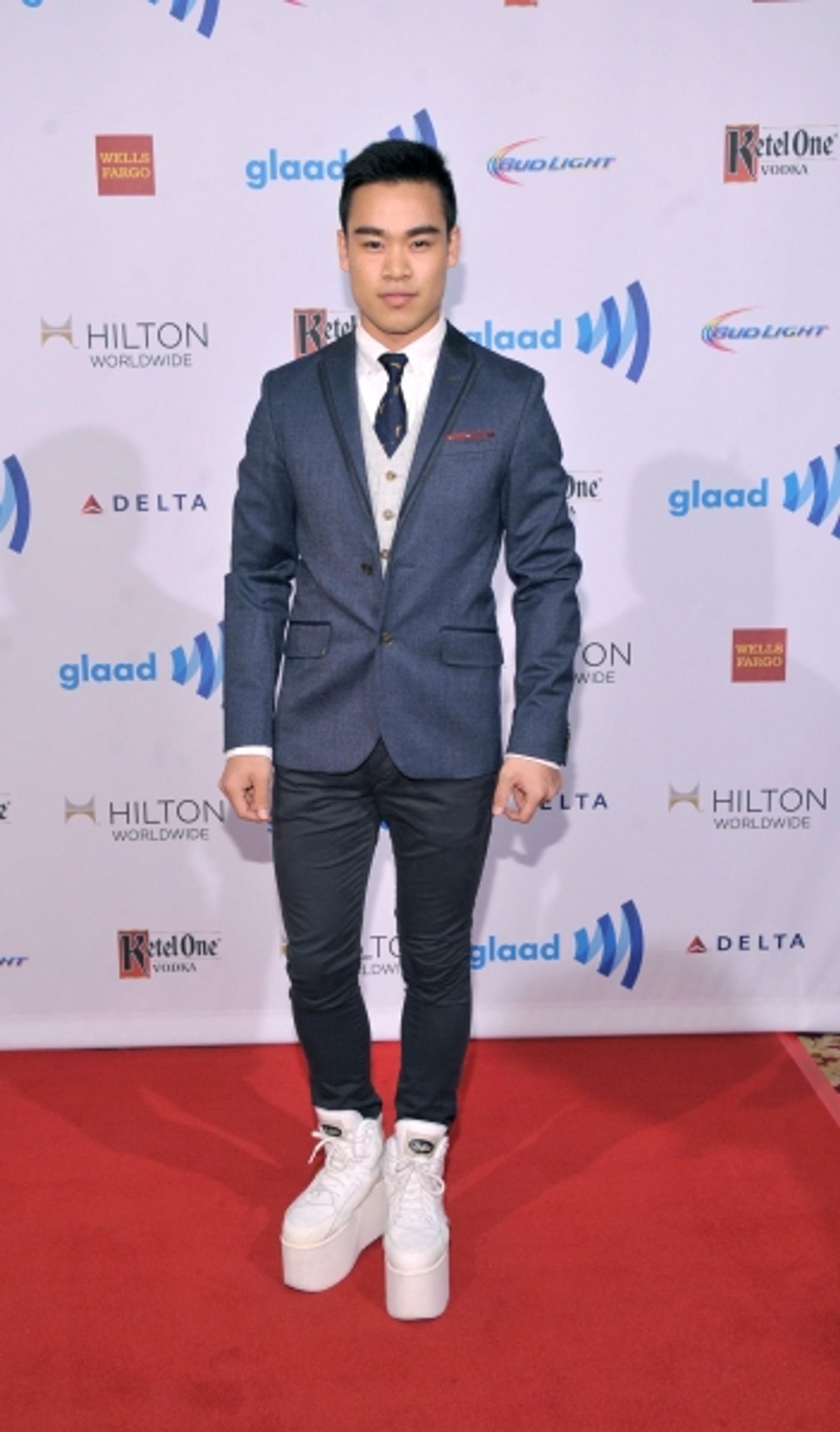 Photo Coverage: On the Red Carpet of the GLAAD Awards  Image