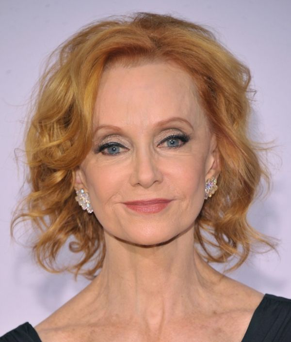 NEW YORK, NY - MAY 03:  Swoosie Kurtz attends the 25th Annual GLAAD Media Awards on M Photo
