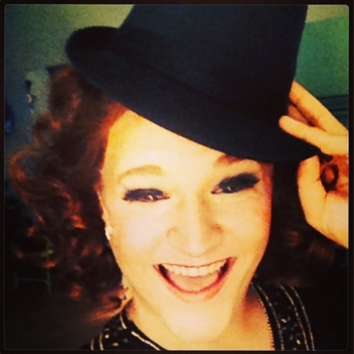 Photo Flash: Saturday Intermission Pics, 5/3, Part 2- ROCKY Snapchats Home, ALADDIN Opens Mail, and More! Photo Flash: Saturday Intermission Pics, 5/3, Part 2- ROCKY Snapchats Home, ALADDIN Opens Mail, and More! Image