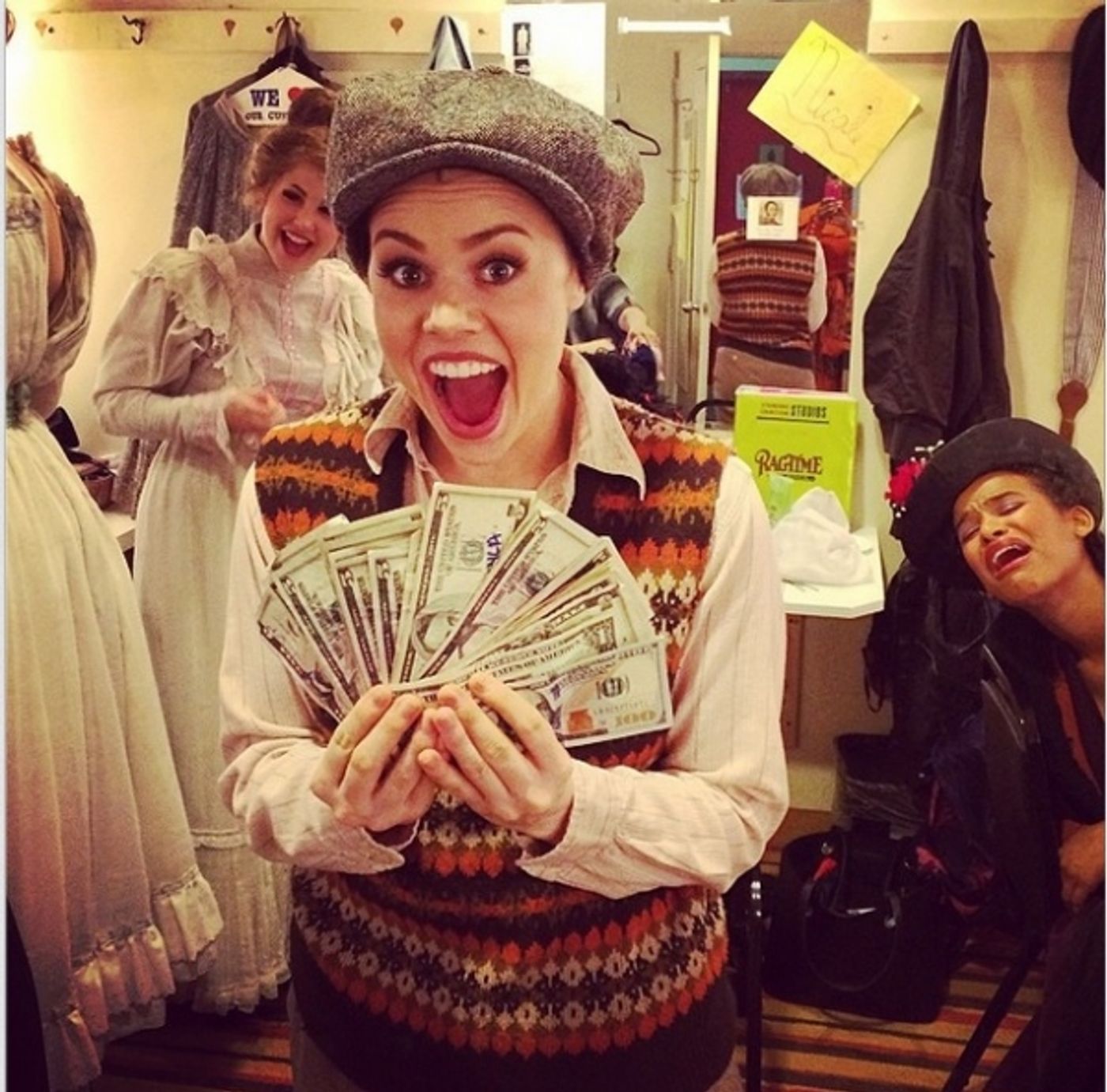 Photo Flash: Saturday Intermission Pics, 5/3, Part 2- ROCKY Snapchats Home, ALADDIN Opens Mail, and More! Photo Flash: Saturday Intermission Pics, 5/3, Part 2- ROCKY Snapchats Home, ALADDIN Opens Mail, and More! Image