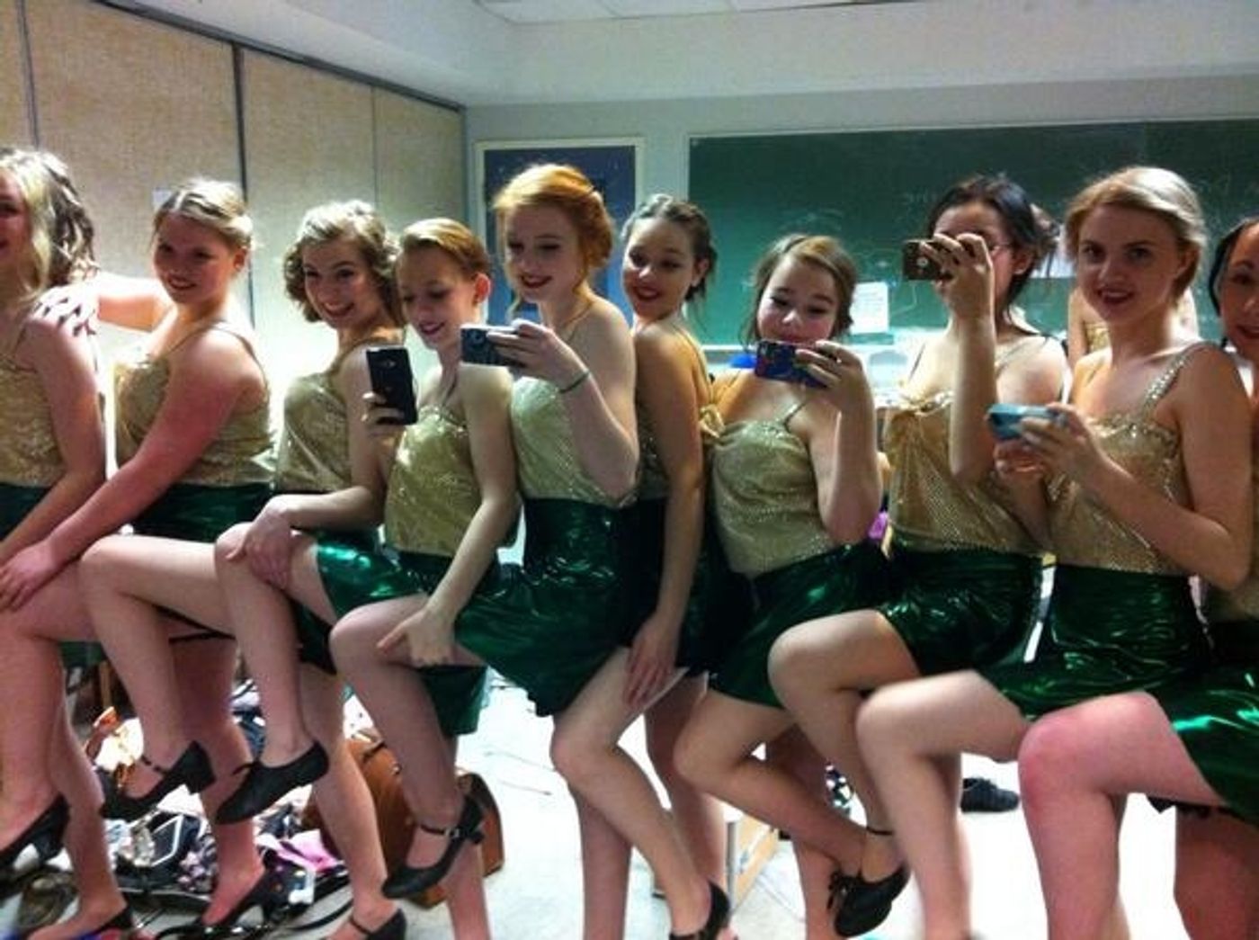 Photo Flash: Saturday Intermission Pics, 5/3, Part 2- ROCKY Snapchats Home, ALADDIN Opens Mail, and More! Photo Flash: Saturday Intermission Pics, 5/3, Part 2- ROCKY Snapchats Home, ALADDIN Opens Mail, and More! Image